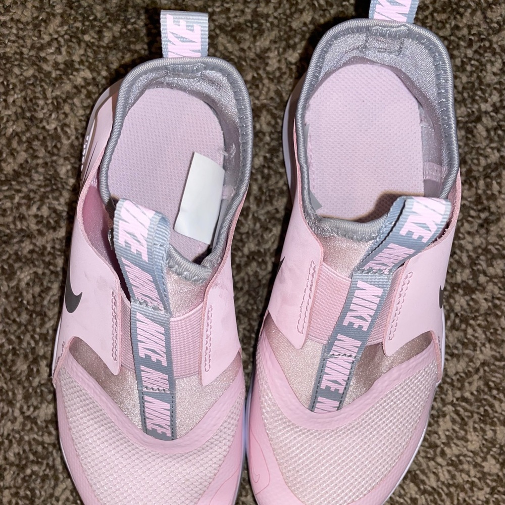 Never worn Nike sneakers